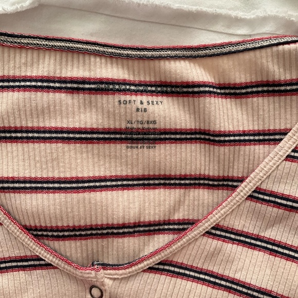 XL Ribbed AEO Tee - Picture 2 of 2